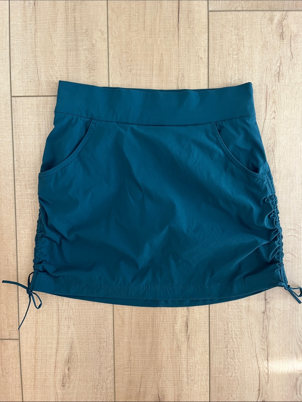 Columbia Women's Teal Drawstring Skort